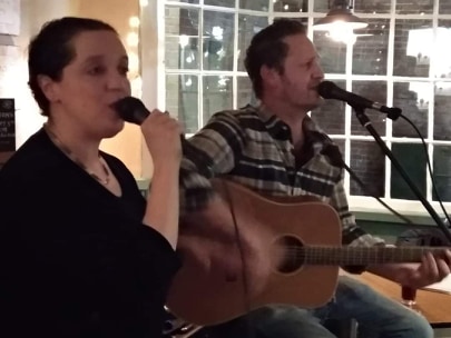 Sofa Sessions ,The Royal Oak in Alcester - SLAP Mag